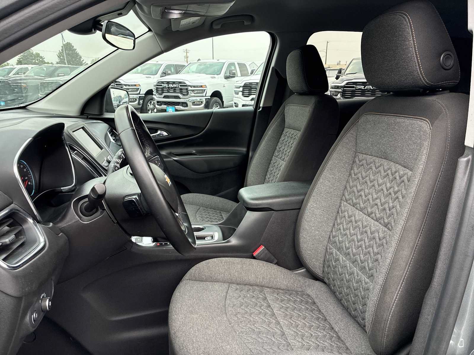 Used 2024 Chevrolet Equinox LT AWD/4WD image 13