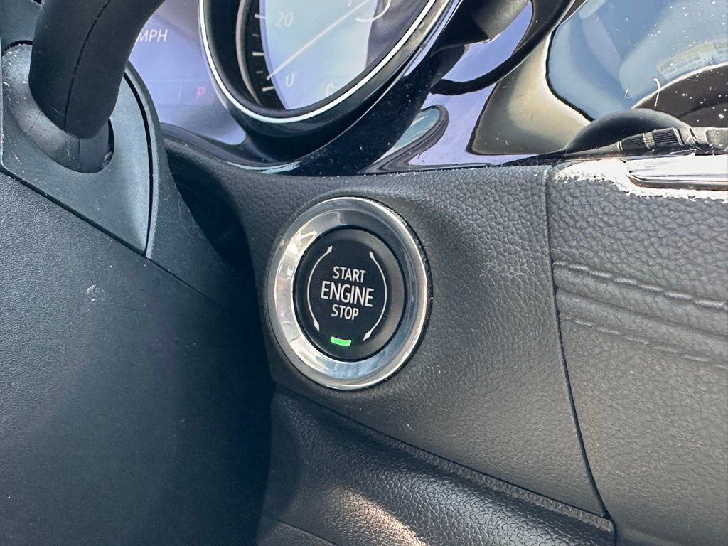 Used 2023 Buick Encore GX Select image 30