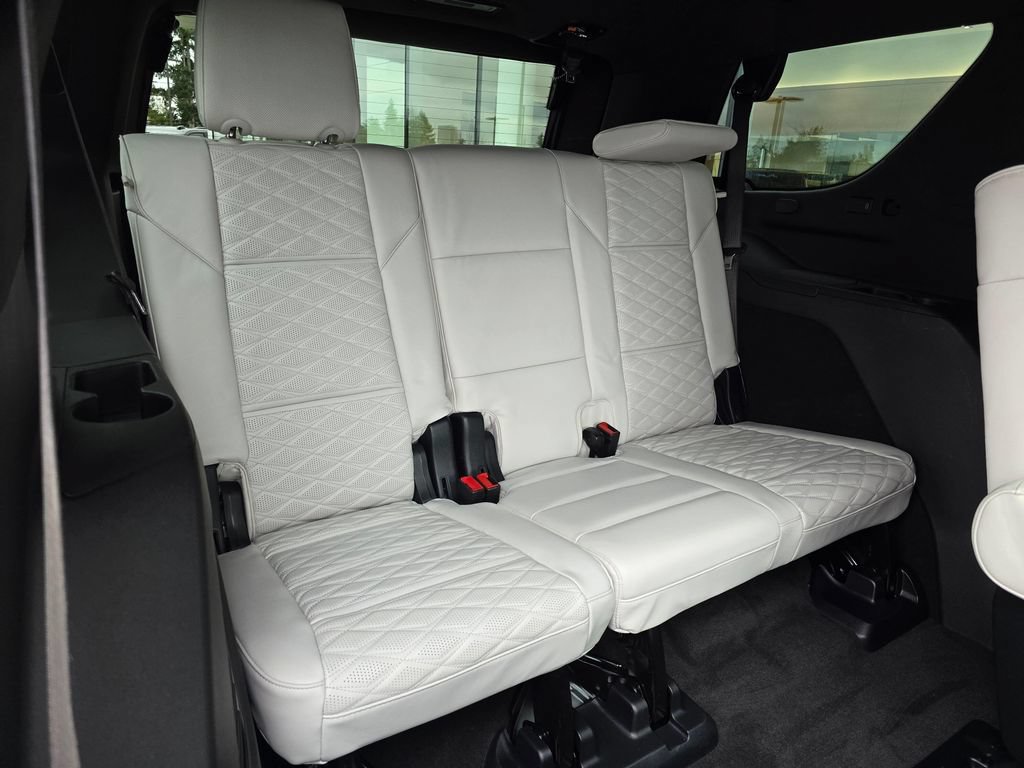 Used 2025 Cadillac Escalade V AWD/4WD image 13