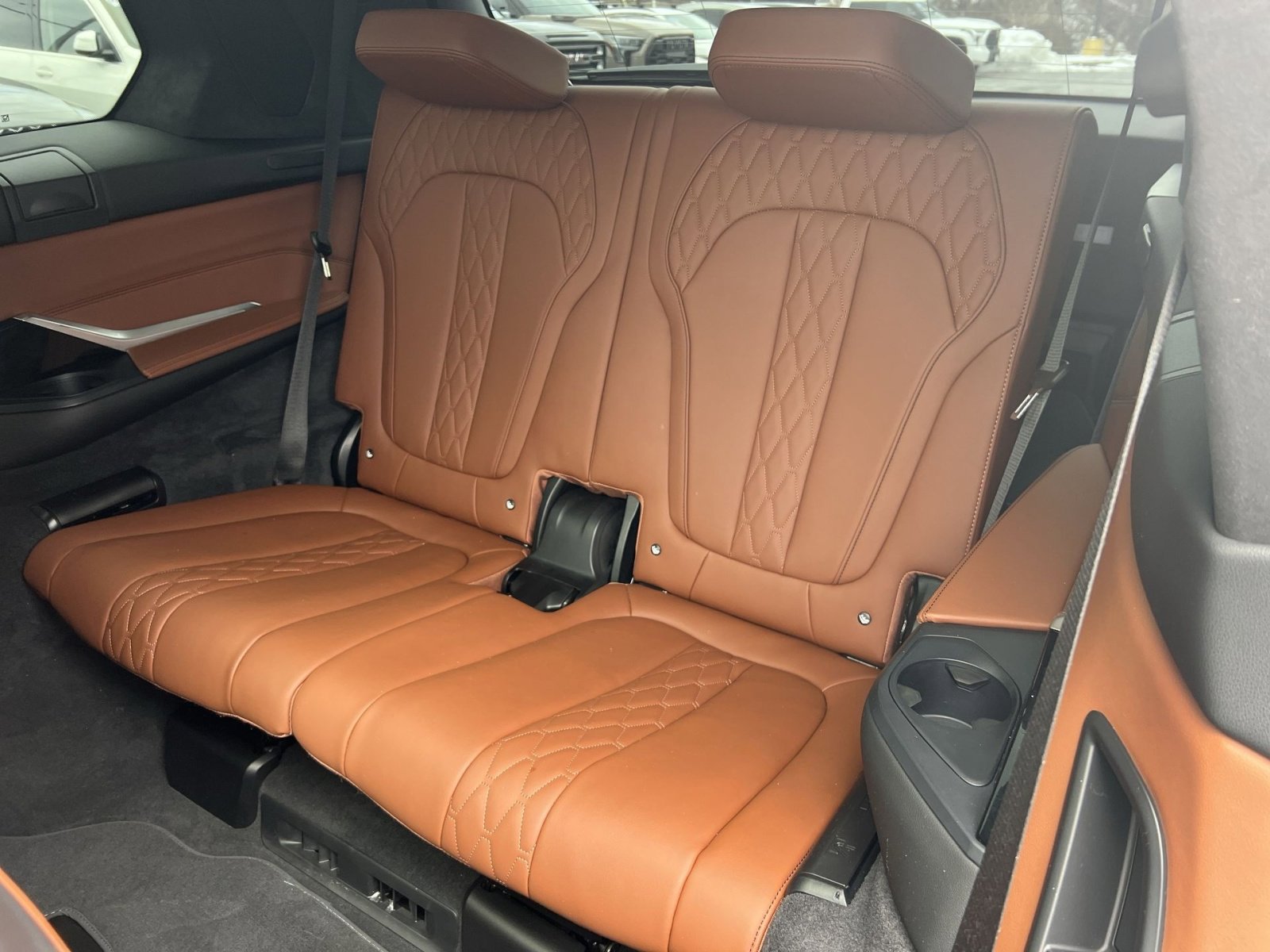 Used 2024 BMW X7 M60i w/ Executive Package image 26