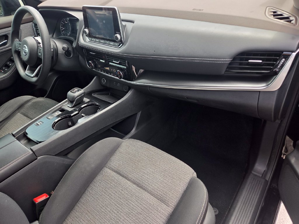 Used 2021 Nissan Rogue SV FWD image 17