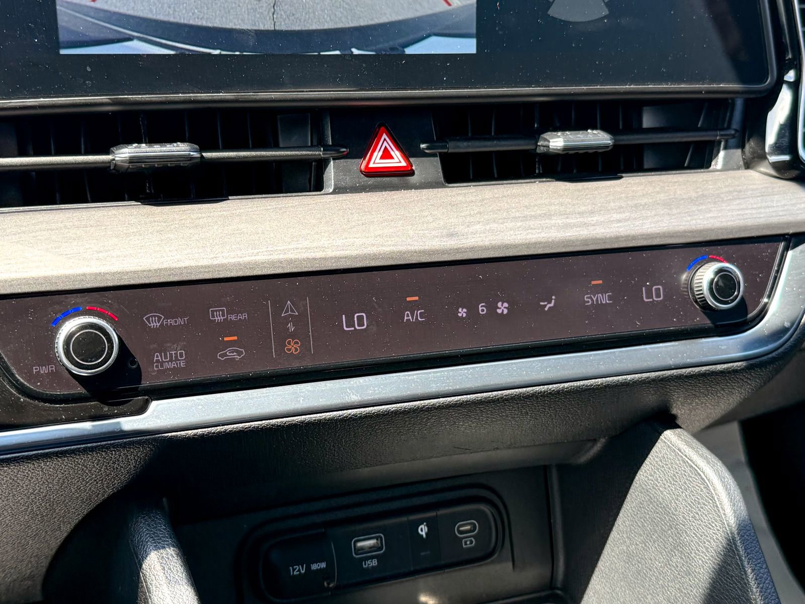 Used 2023 Kia Sportage X-Line w/ X-Line Premium Package image 23