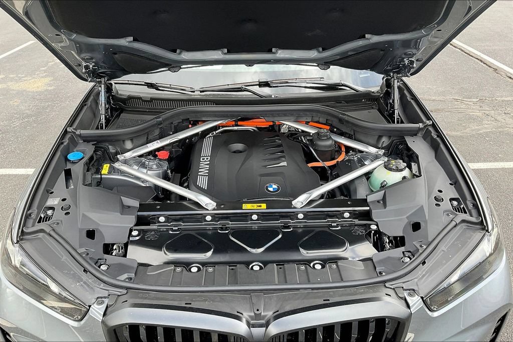 New 2026 BMW X5 xDrive50e w/ Executive Package AWD/4WD image 29