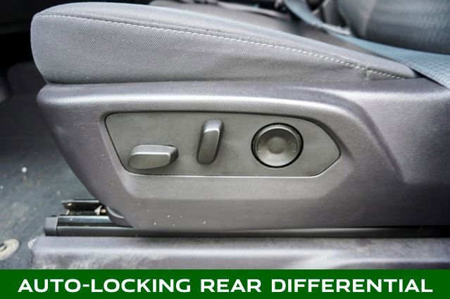 Used 2024 GMC Sierra 1500 SLE image 12