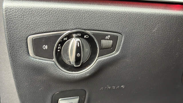 Used 2023 Mercedes-Benz E 350 Sedan image 17