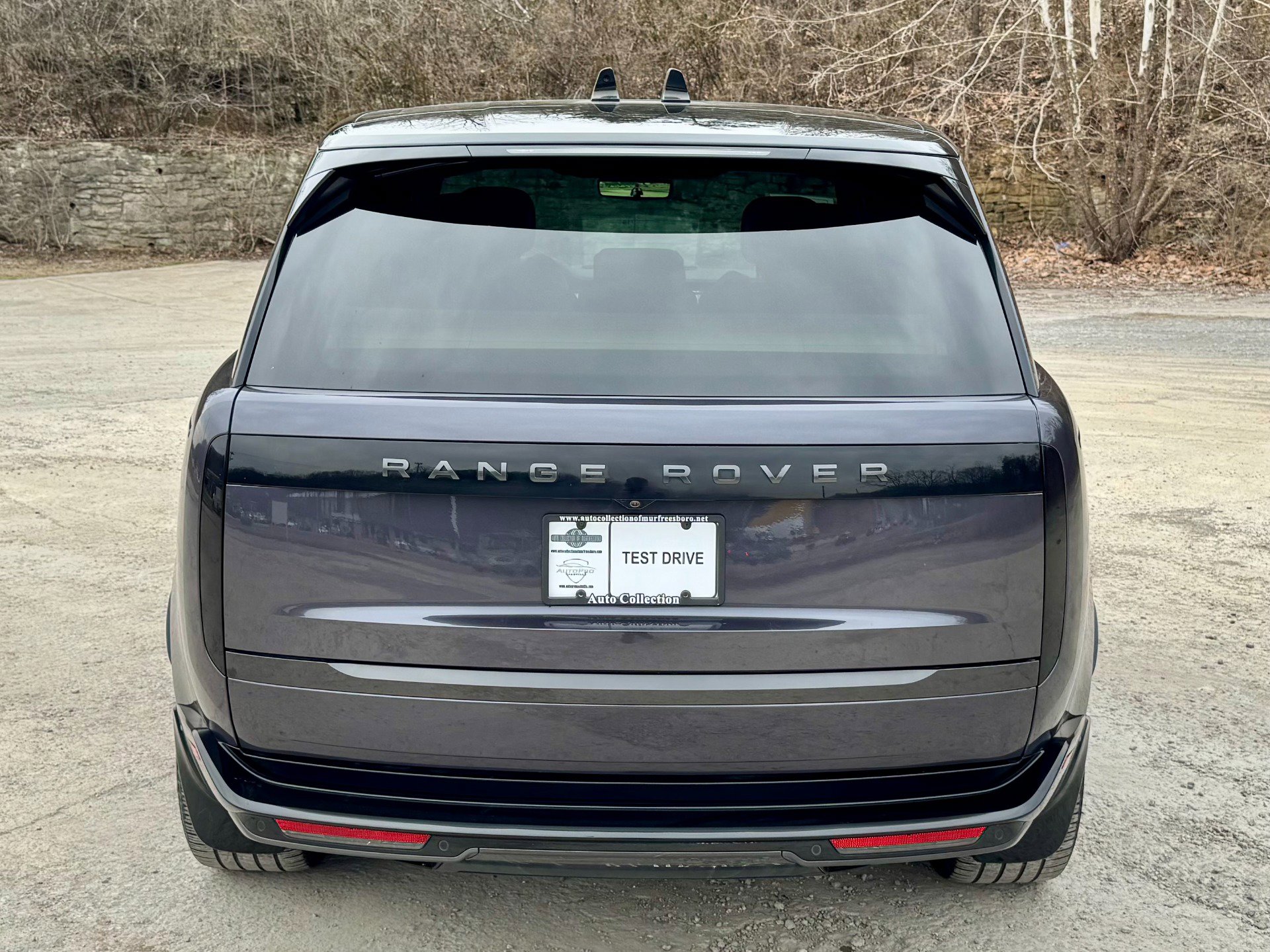 Used 2024 Land Rover Range Rover SE image 6