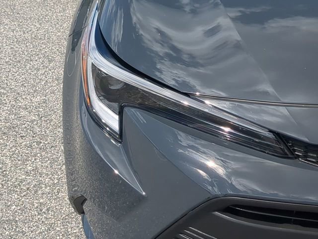 Certified 2025 Toyota Corolla LE FWD image 10
