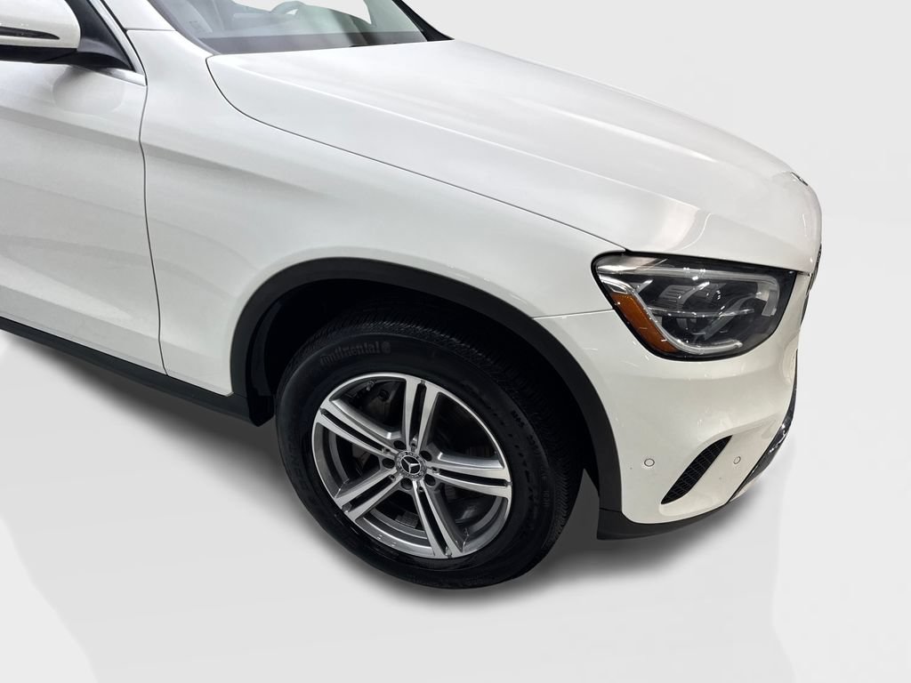Used 2021 Mercedes-Benz GLC 300 4MATIC image 16