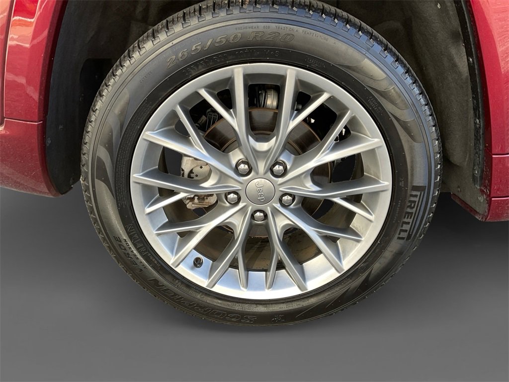 Used 2025 Jeep Grand Cherokee Summit image 10