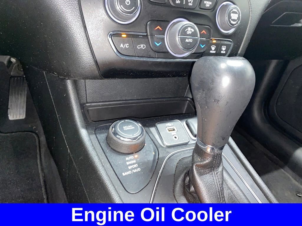 Used 2022 Jeep Cherokee Latitude Lux image 16