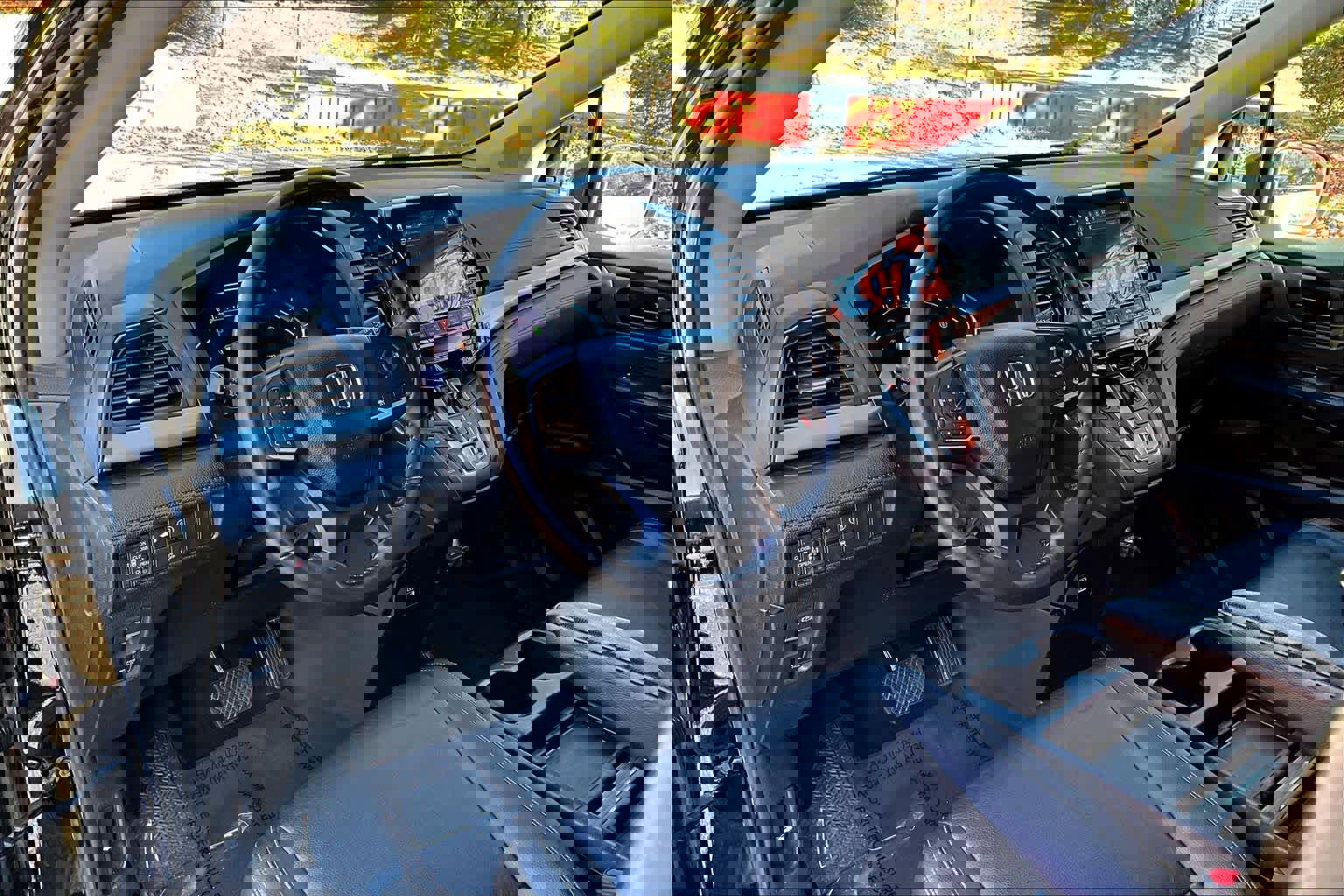 Used 2023 Honda Odyssey EX-L image 17