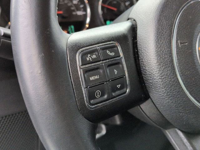 Used 2016 Jeep Wrangler Unlimited Sahara w/ Connectivity Group image 15