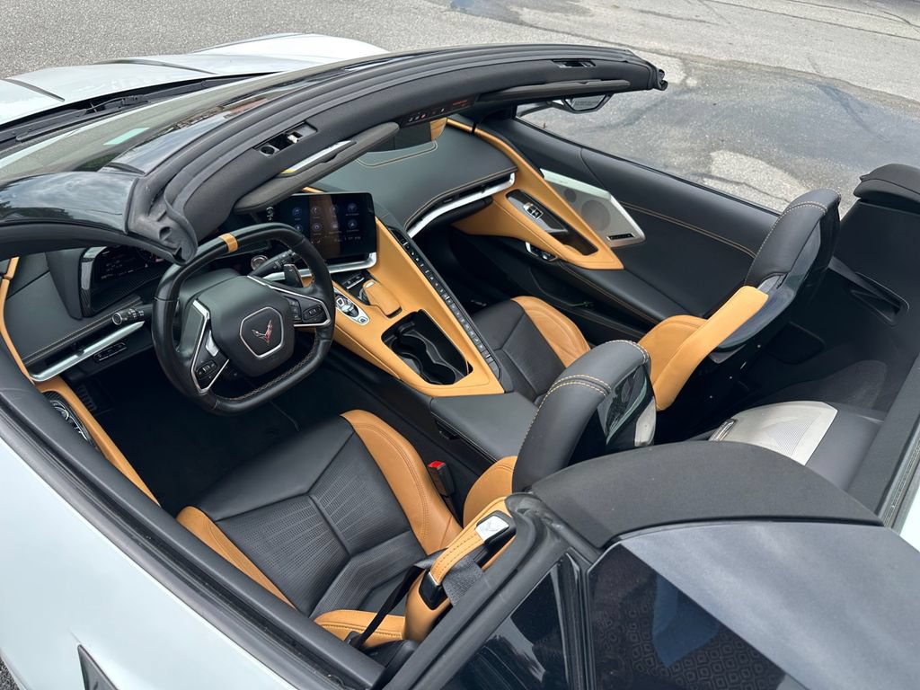 Used 2021 Chevrolet Corvette Stingray Preferred Conv w/ 2LT RWD image 19