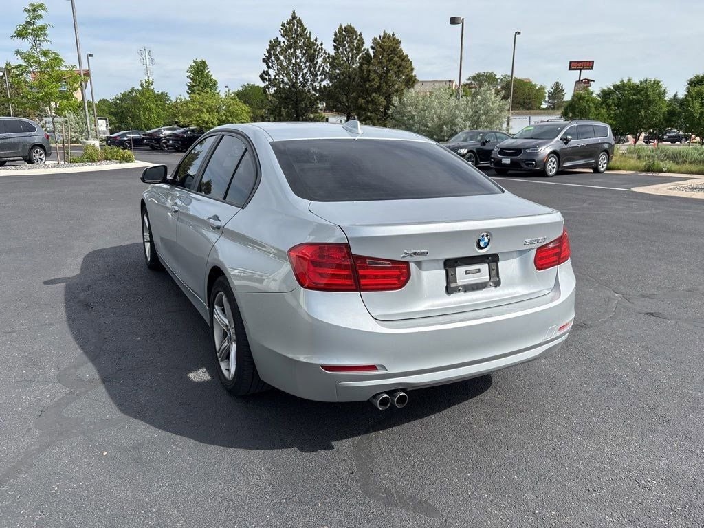 Used 2013 BMW 328i xDrive Sedan AWD/4WD image 3