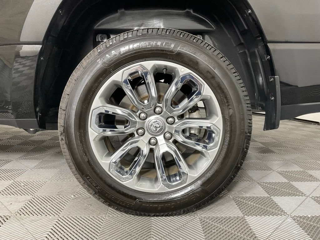 Used 2023 RAM 1500 Laramie RWD image 10