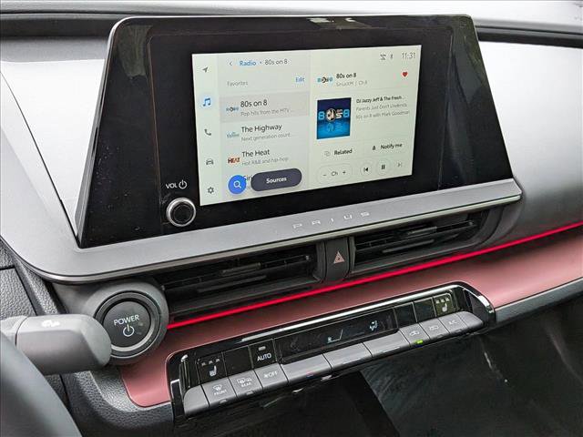 Used 2025 Toyota Prius Plug-In Hybrid image 12