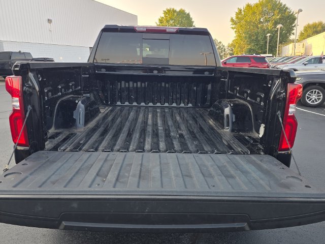Used 2022 Chevrolet Silverado 1500 RST w/ Convenience Package II AWD/4WD image 13