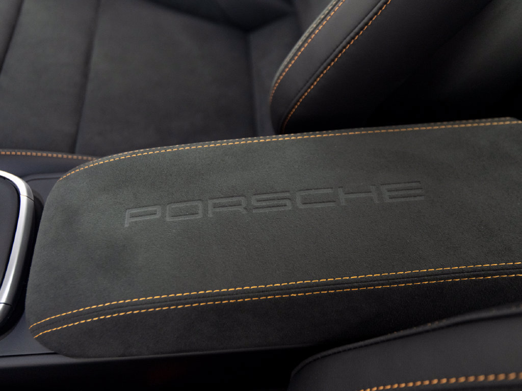 Certified 2026 Porsche 911 Carrera 4 GTS AWD/4WD image 33