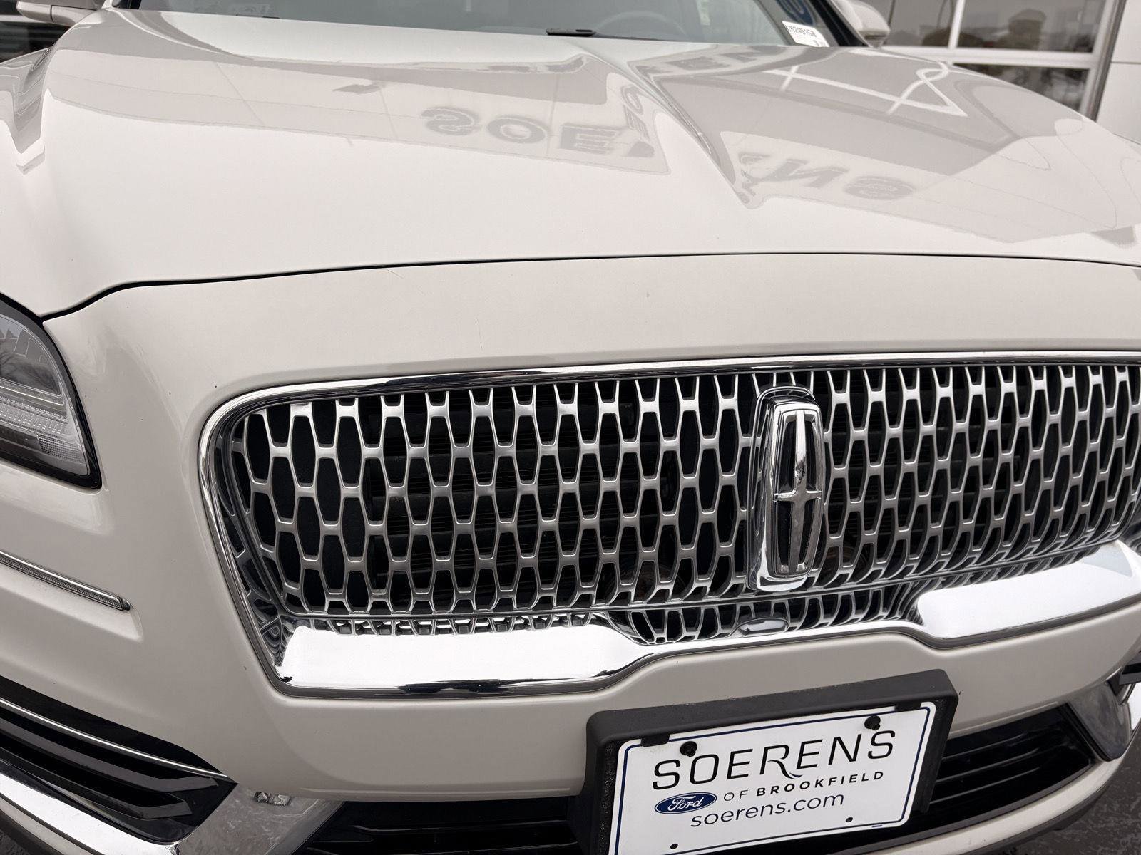 Used 2020 Lincoln Nautilus Reserve image 24