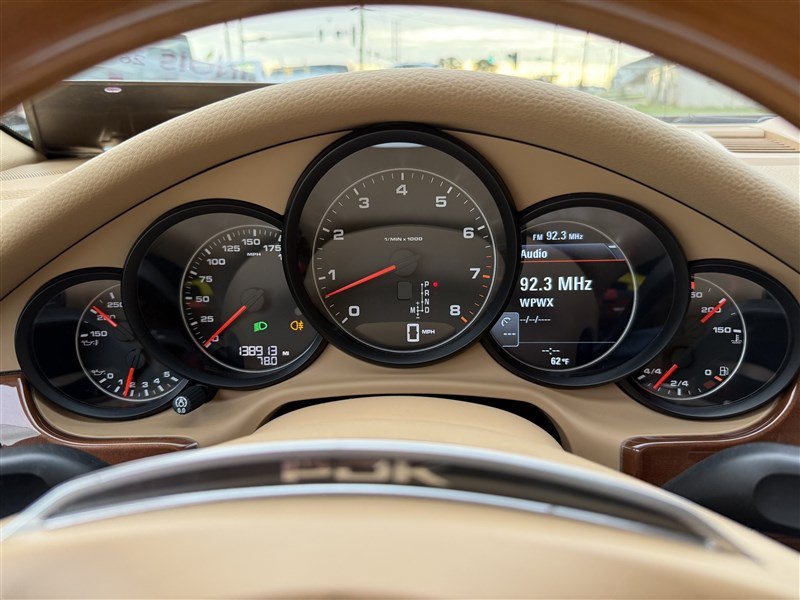 Used 2011 Porsche Panamera RWD image 14