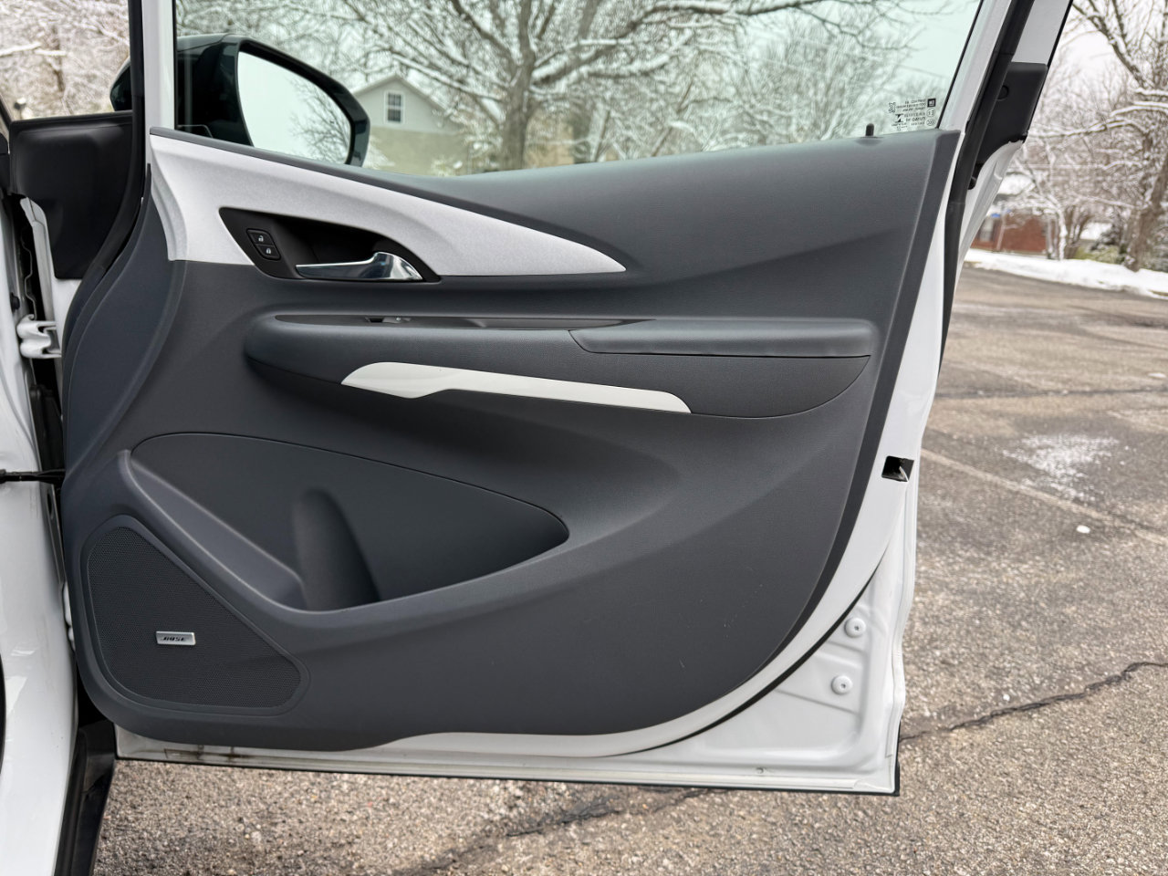 Used 2017 Chevrolet Bolt Premier w/ Driver Confidence II Package image 21