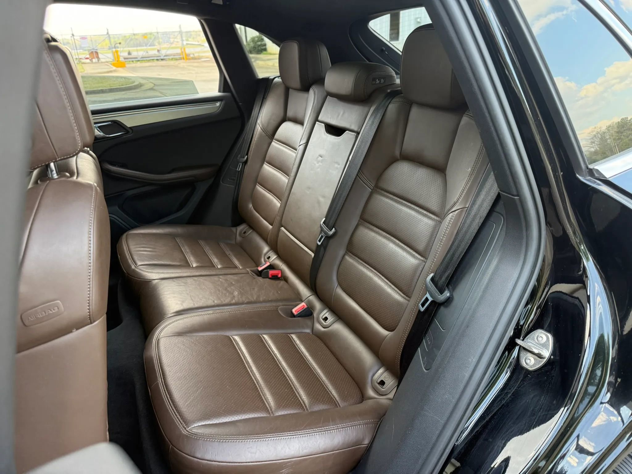 Used 2015 Porsche Macan Turbo image 27