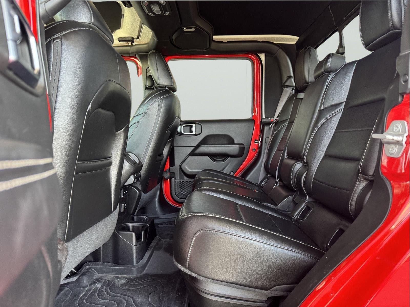 Used 2020 Jeep Gladiator Overland AWD/4WD image 7