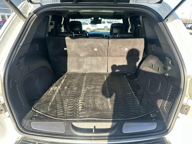 Used 2016 Jeep Grand Cherokee Summit image 5