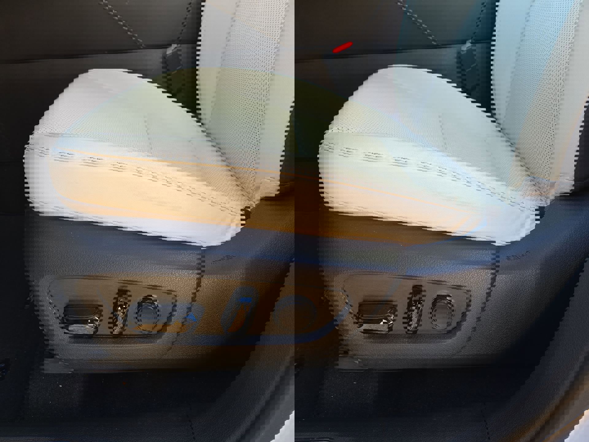 Certified 2023 Lexus RX 350 FWD w/ Cold Area Package image 17