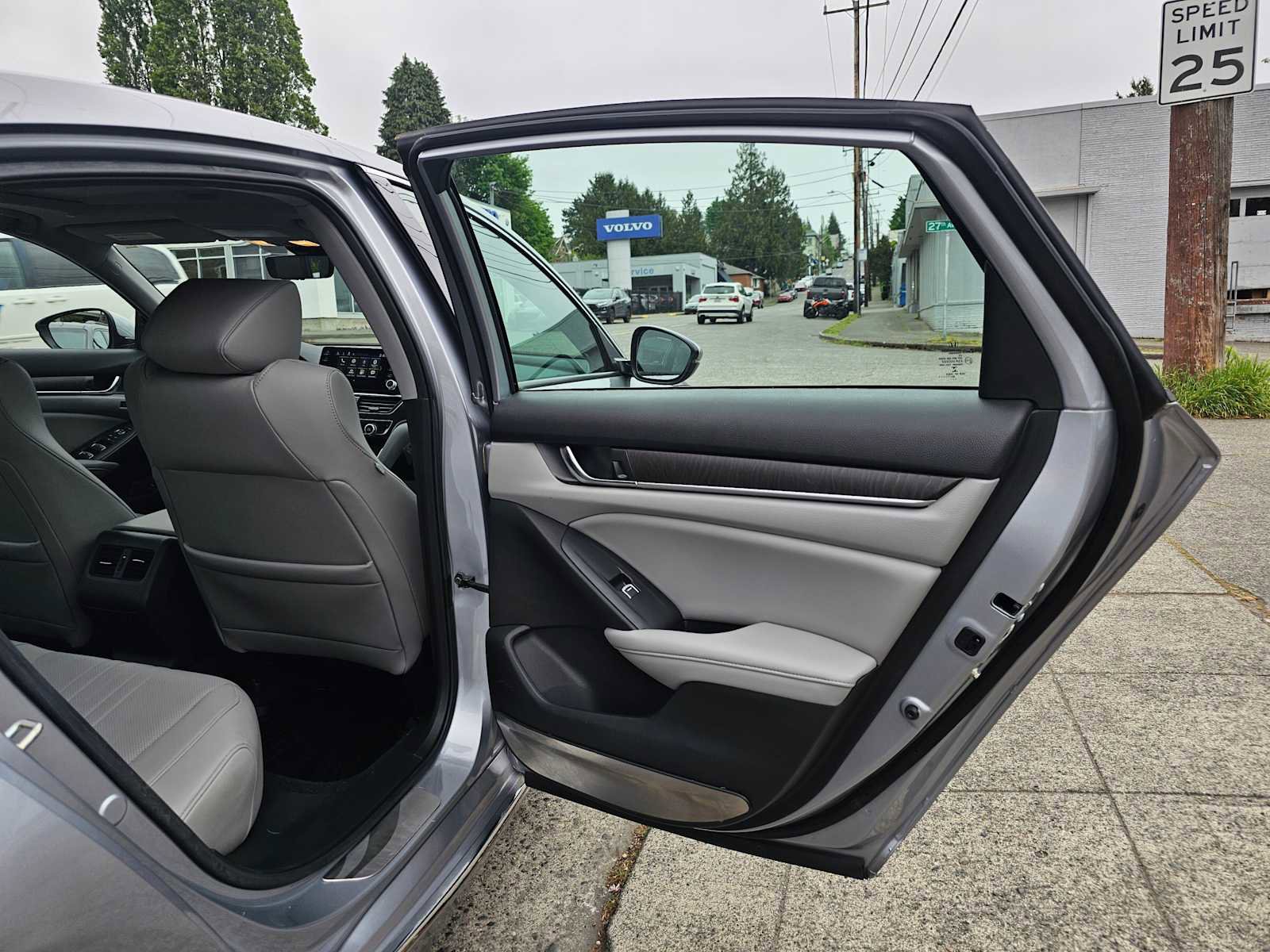 Used 2020 Honda Accord EX-L image 13