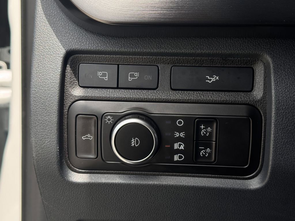 Used 2024 Ford F250 Lariat w/ Lariat Ultimate Package image 24