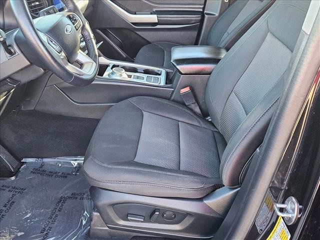 Used 2023 Ford Explorer XLT RWD image 15