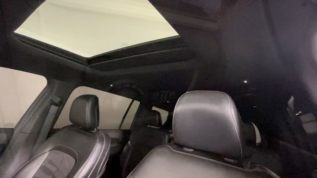 Used 2023 Jeep Grand Cherokee L Laredo AWD/4WD image 19