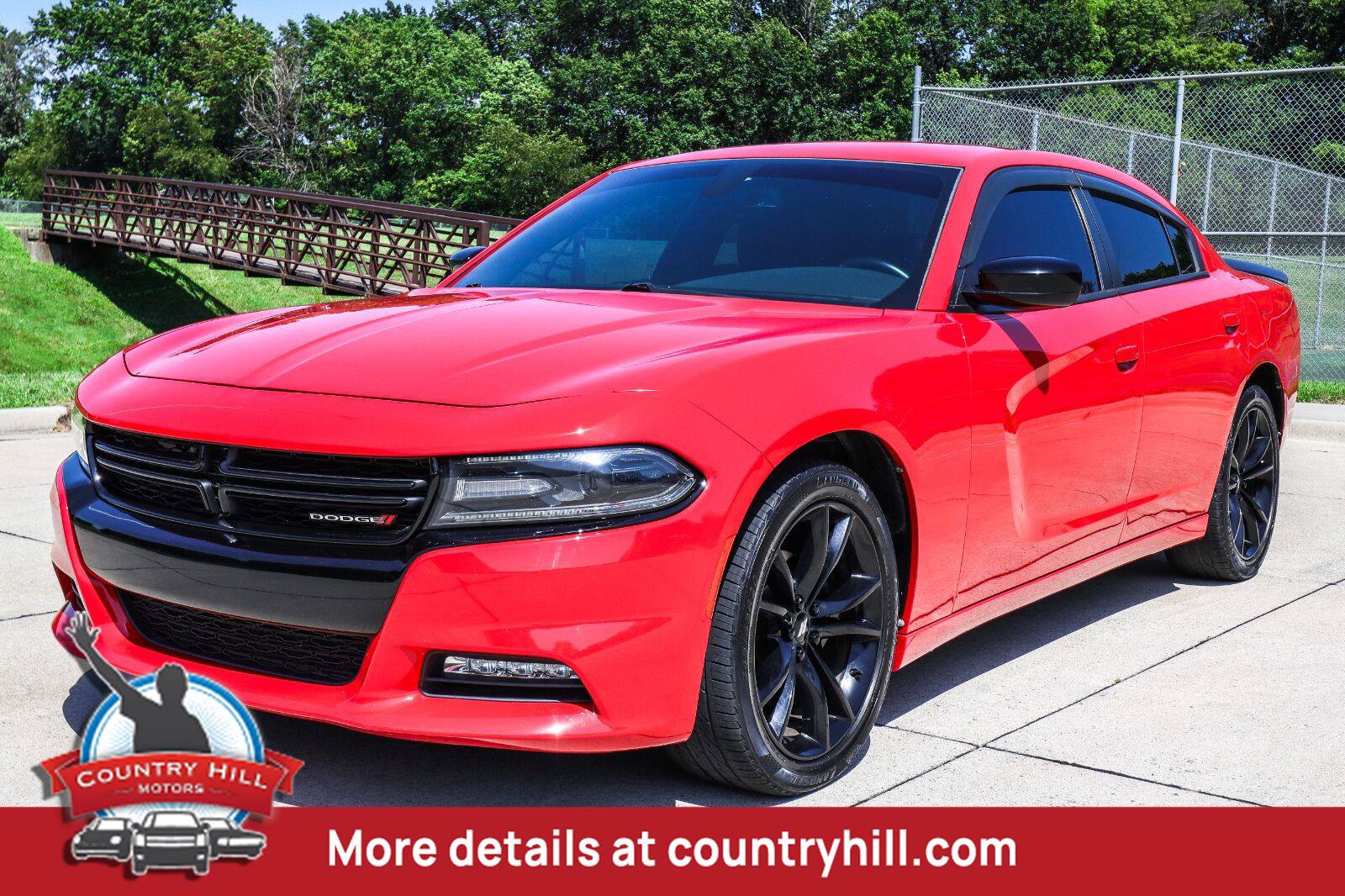 Used 2018 Dodge Charger SXT Plus w/ Blacktop Package RWD image 1