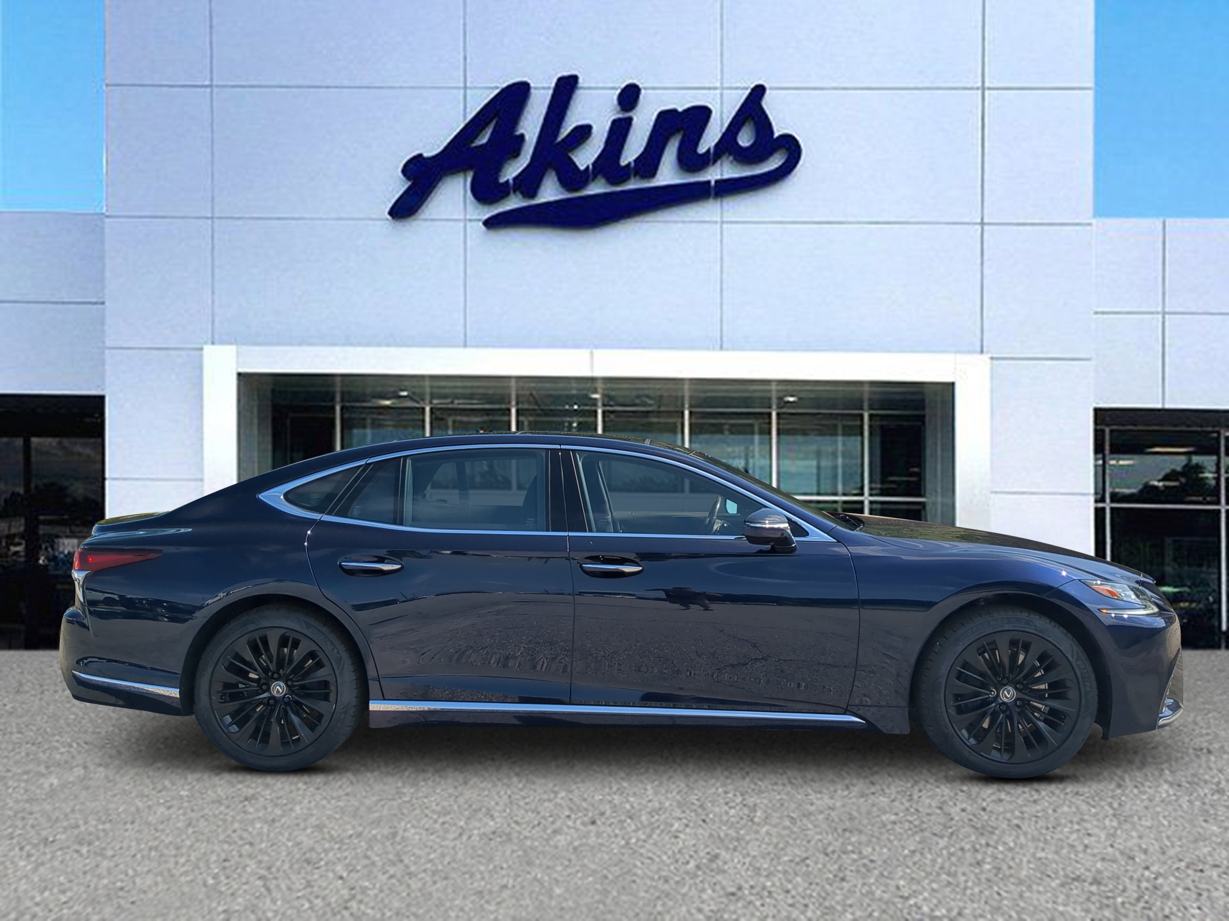 Used 2018 Lexus LS 500 AWD w/ Luxury Package image 1