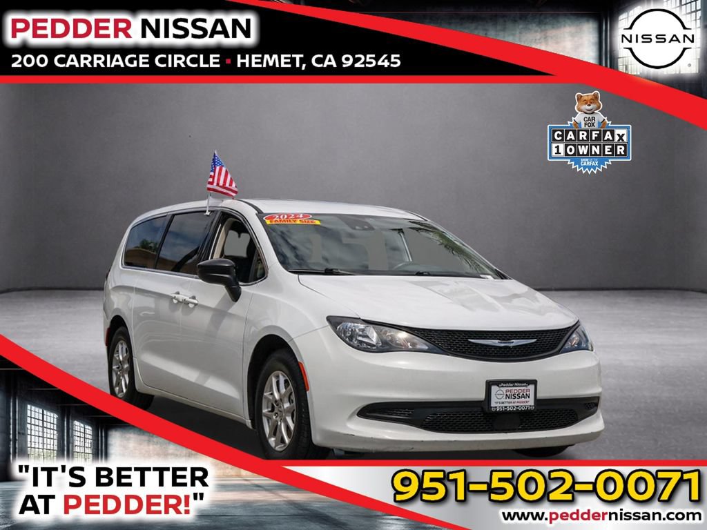 Used 2024 Chrysler Voyager LX FWD image 1