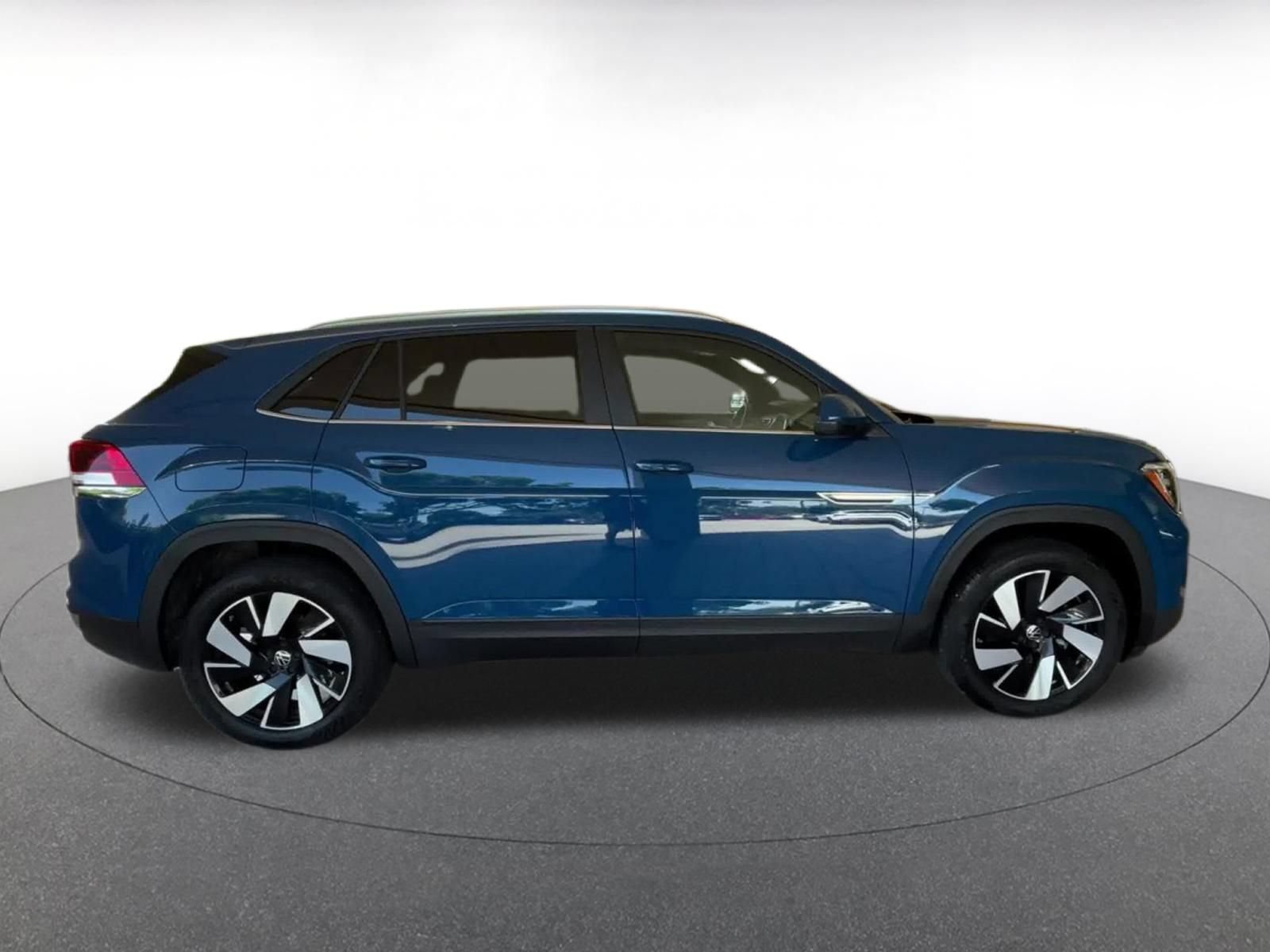 Used 2026 Volkswagen Atlas Cross Sport SE AWD/4WD image 15