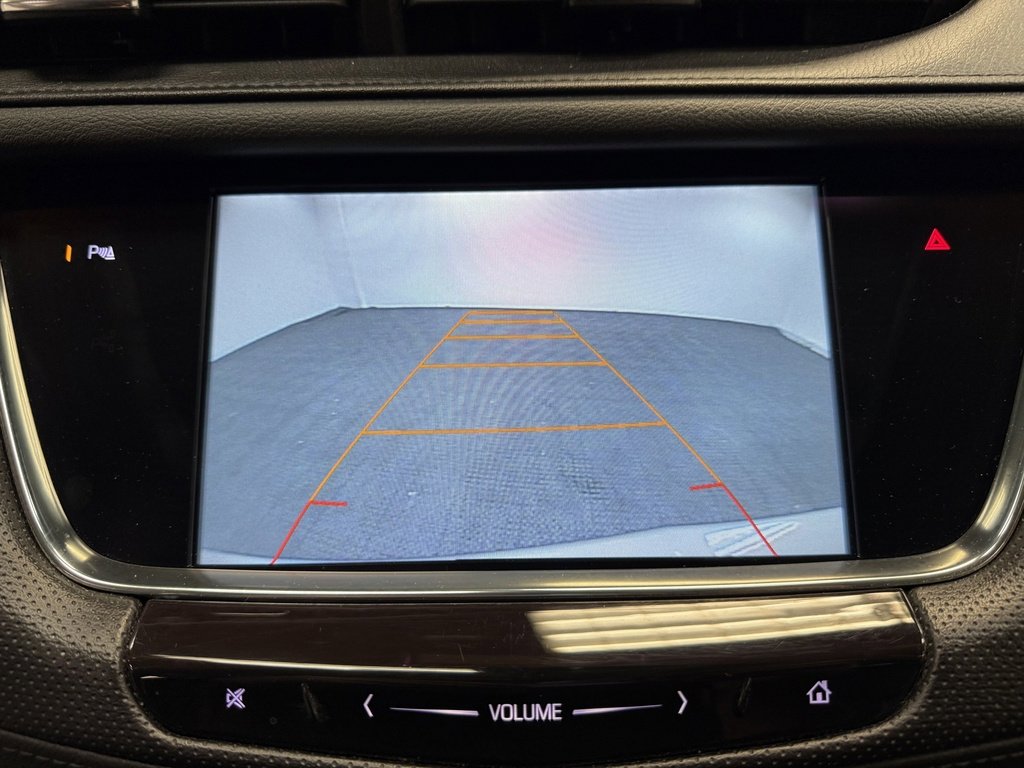 Used 2017 Cadillac XT5 Luxury image 31