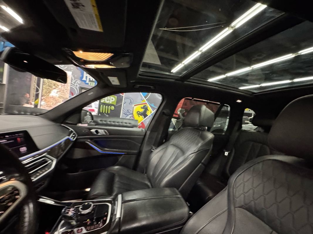 Used 2019 BMW X5 xDrive50i w/ M Sport Package image 37