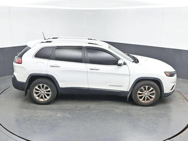 Used 2019 Jeep Cherokee Latitude w/ Popular Appearance Group FWD image 25