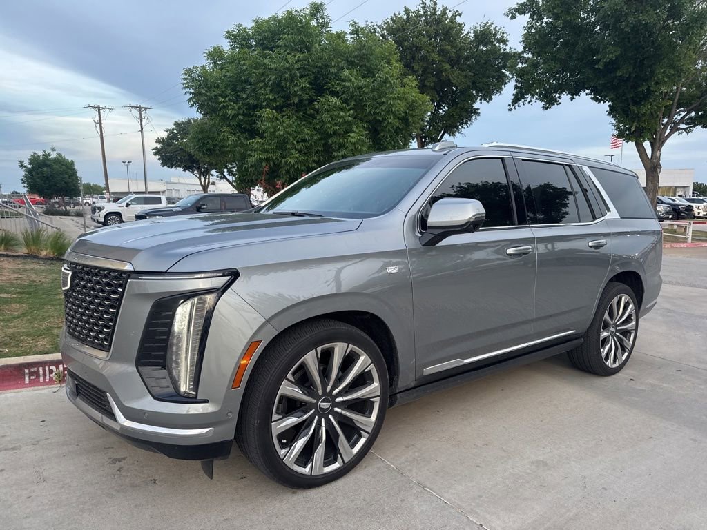 Used 2026 Cadillac Escalade Luxury w/ Touring Package AWD/4WD image 1