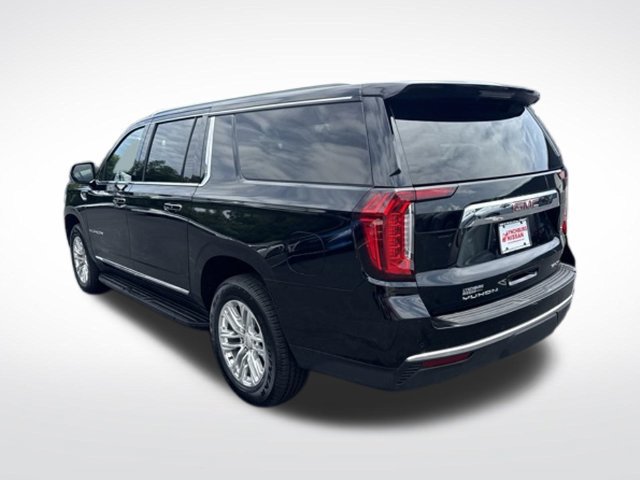 Used 2024 GMC Yukon XL SLT AWD/4WD image 7
