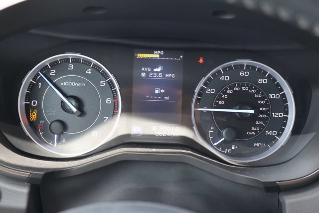 Certified 2022 Subaru Ascent Touring AWD/4WD image 8