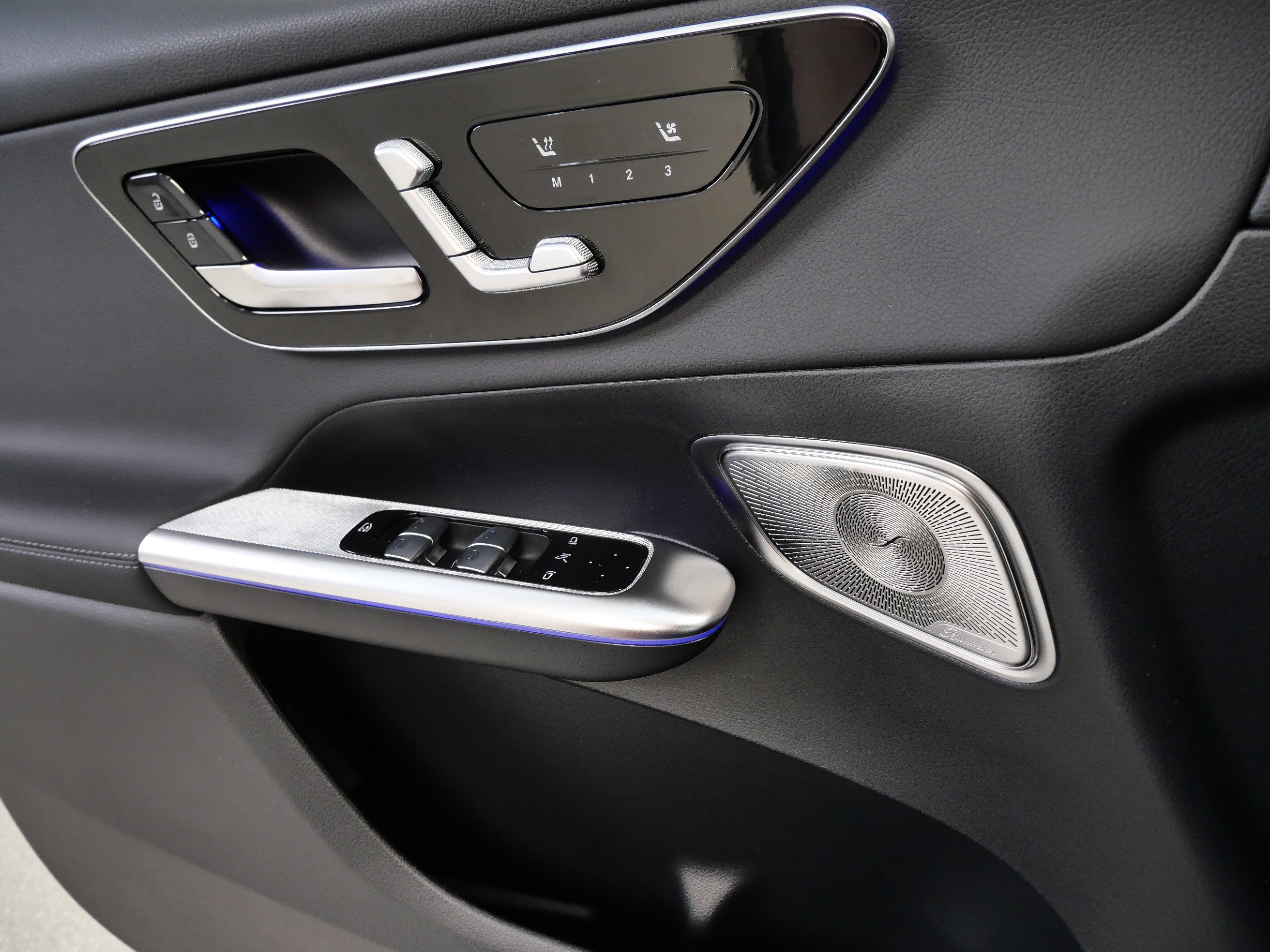 New 2026 Mercedes-Benz GLC 300 4MATIC image 13