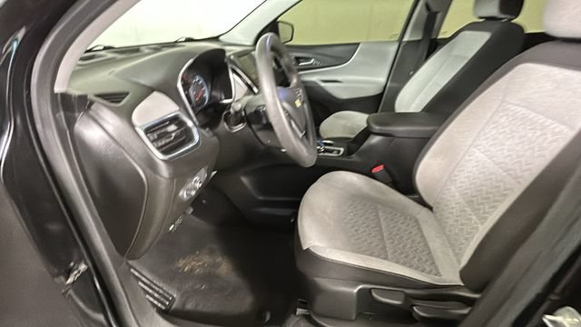 Used 2022 Chevrolet Equinox LS FWD image 12