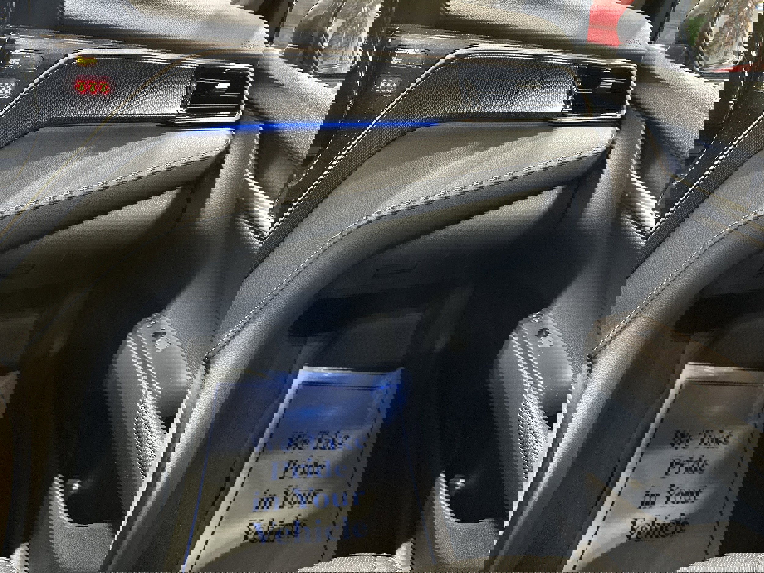 Used 2024 Toyota Camry XSE w/ Navigation Package image 17