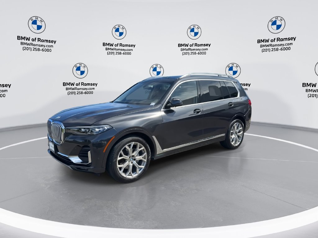 Used 2022 BMW X7 xDrive40i w/ Premium Package AWD/4WD image 4