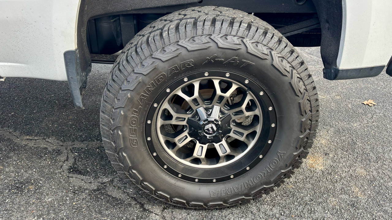 Used 2021 Chevrolet Silverado 1500 Custom w/ Safety Confidence Package image 11