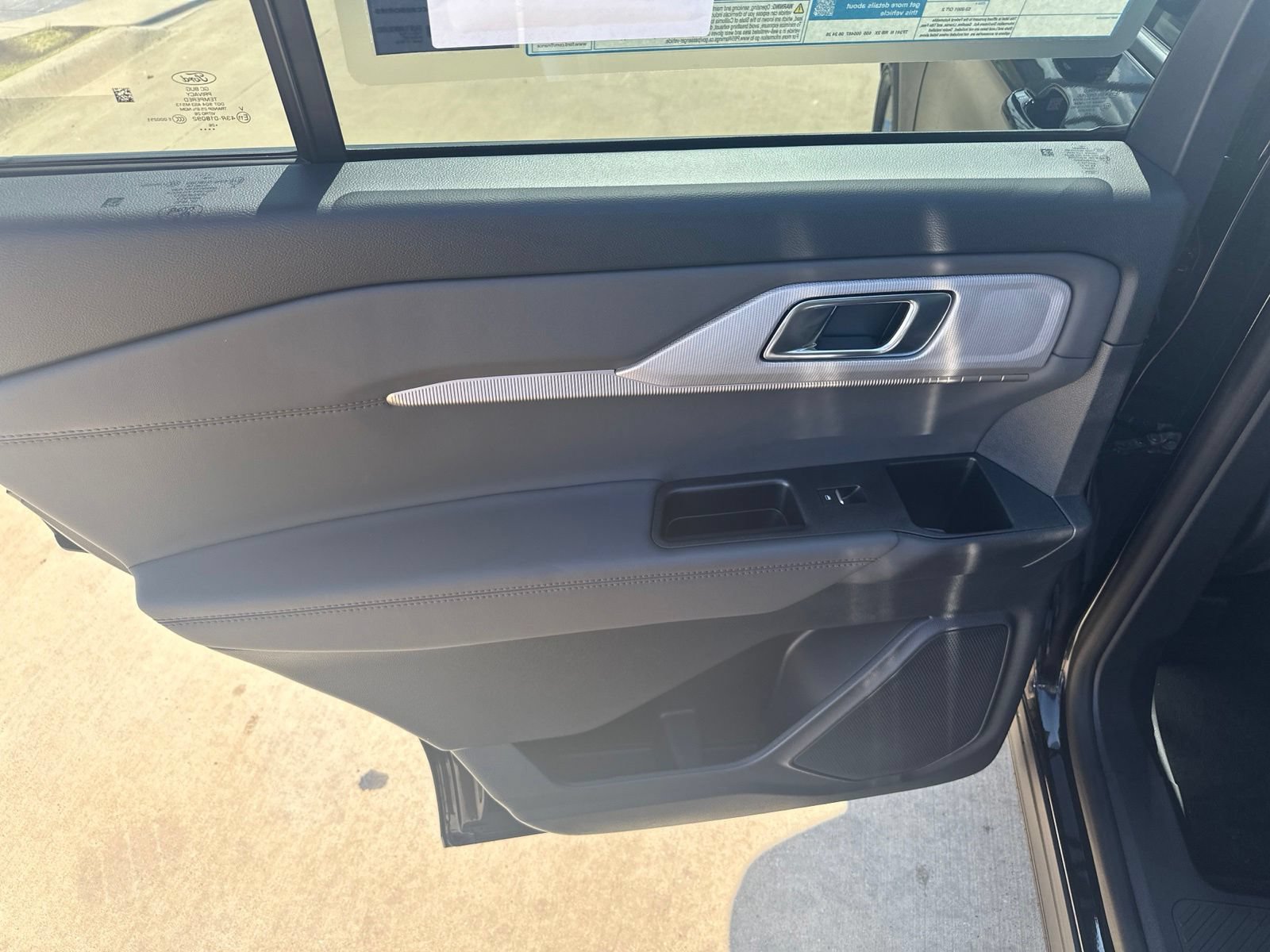 New 2026 Ford Explorer Active RWD image 15