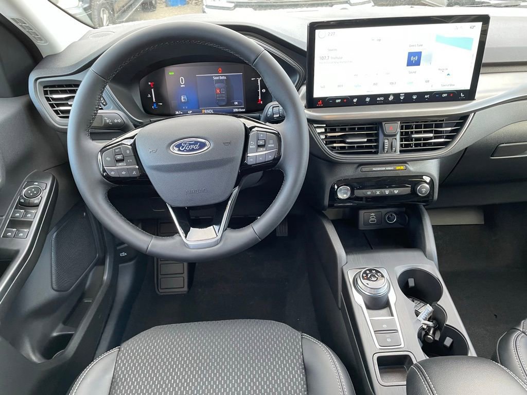New 2026 Ford Escape SE w/ Class II Trailer Tow Package FWD image 7